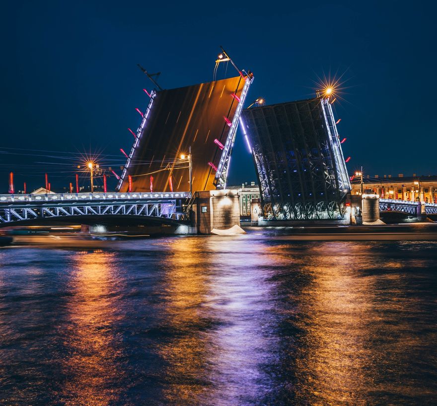 Сезон «Поющих мостов» в Петербурге стартует в ночь на 20 мая
