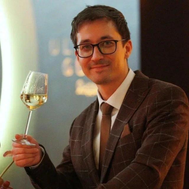ВИННЫЙ ВЕЧЕР с сомелье Рафаэлем Гисматуллиным