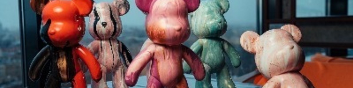 Арт-вечеринка Artvibes. Роспись Мишки Bearbrics в ресторане…
