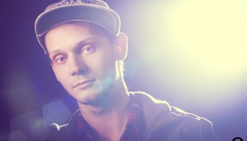 Mark Evich & Urbanmonstaz