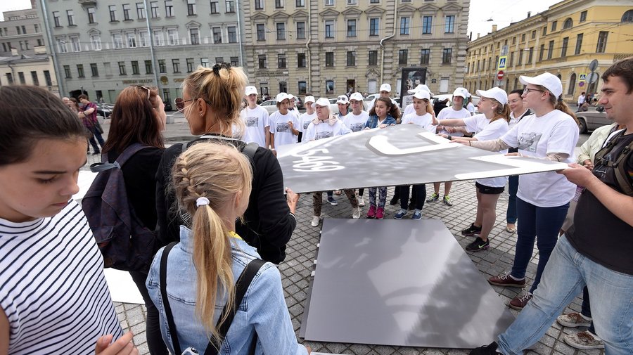В Петербурге собрали самый большой пазл, который занесли в Книгу рекордов России
