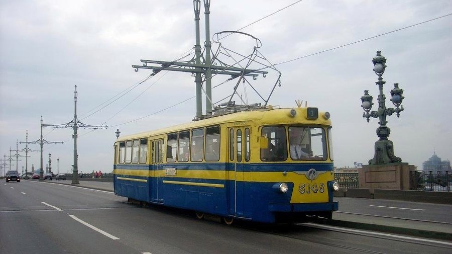 Бесплатные экскурсии на ретротрамвае устраивают для горожан