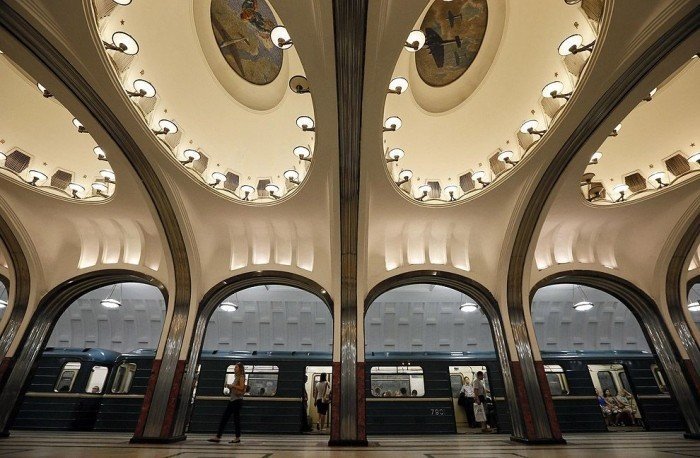 Станция метро «Маяковская»