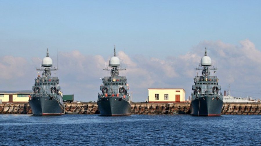 В Кронштадте можно будет подняться на боевые корабли 