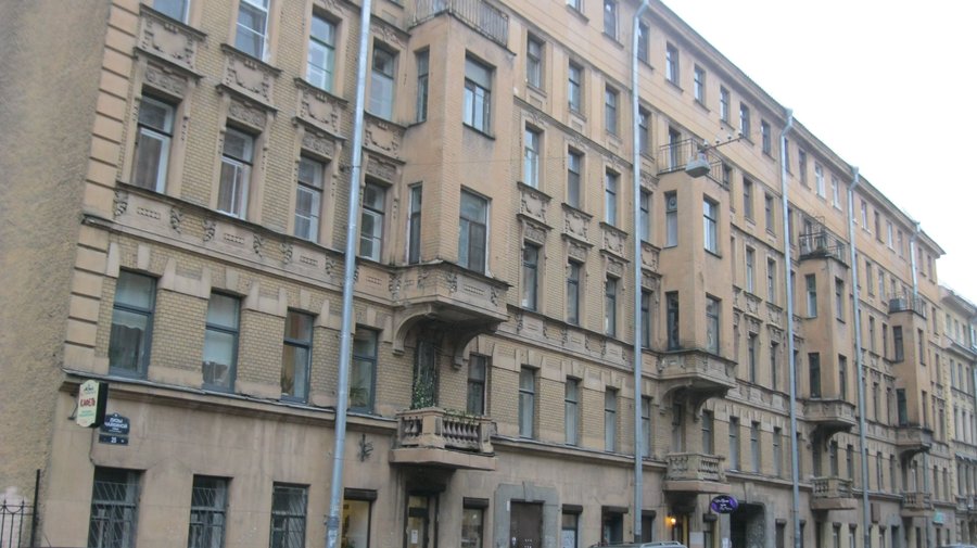 16. Улица Лизы Чайкиной, 25