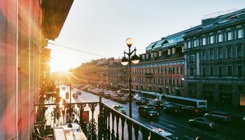«Циферблат» на Невском