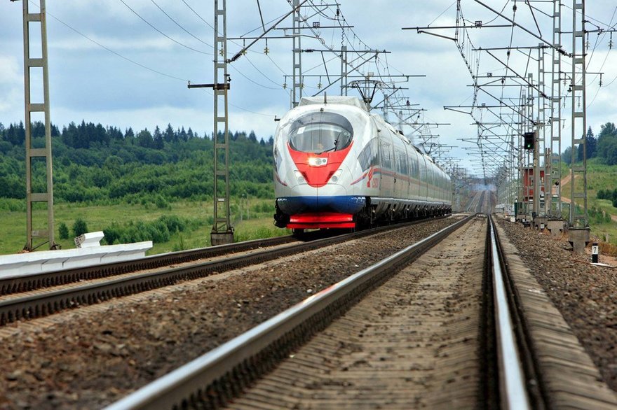 Билеты на «Сапсан» за полцены продают в день отправления