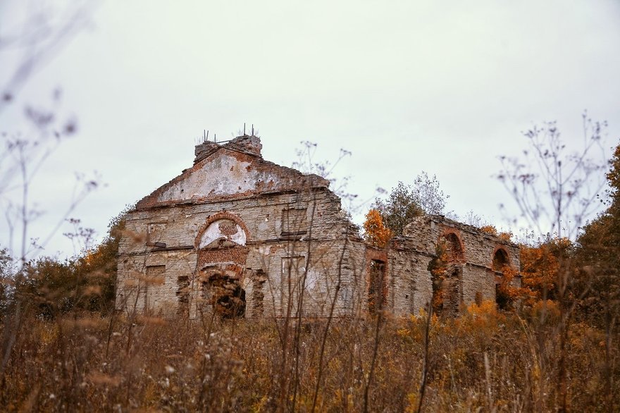 Кирха прихода Ropsu