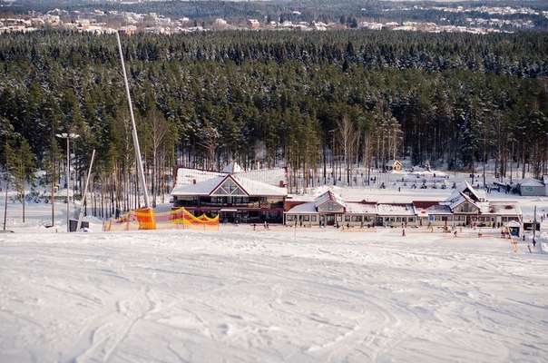 10. Открытие горнолыжного курорта «Охта-Парк»