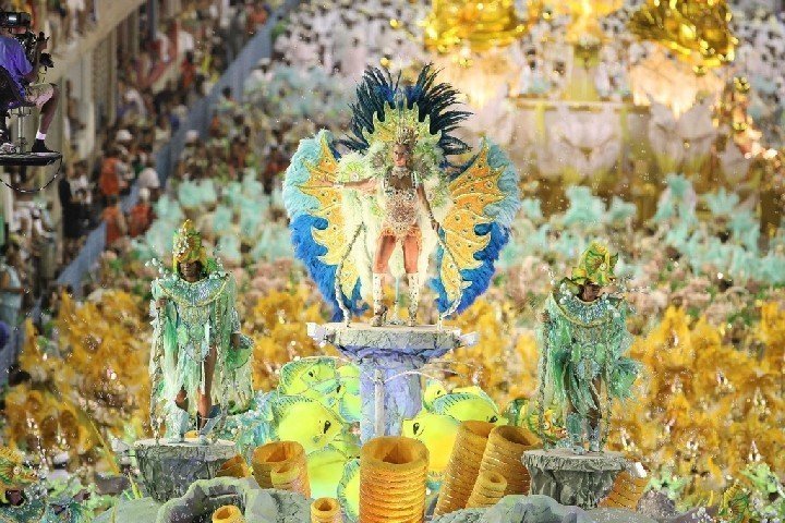 Бразильский карнавал в "ХХХХ"