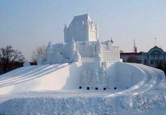 Топ-6 снежных городков в Петербурге