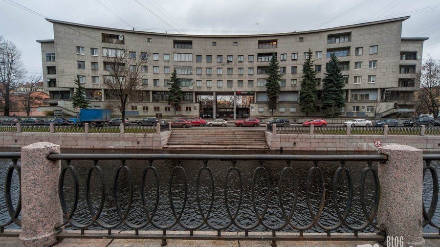 Первый жилой дом Ленсовета