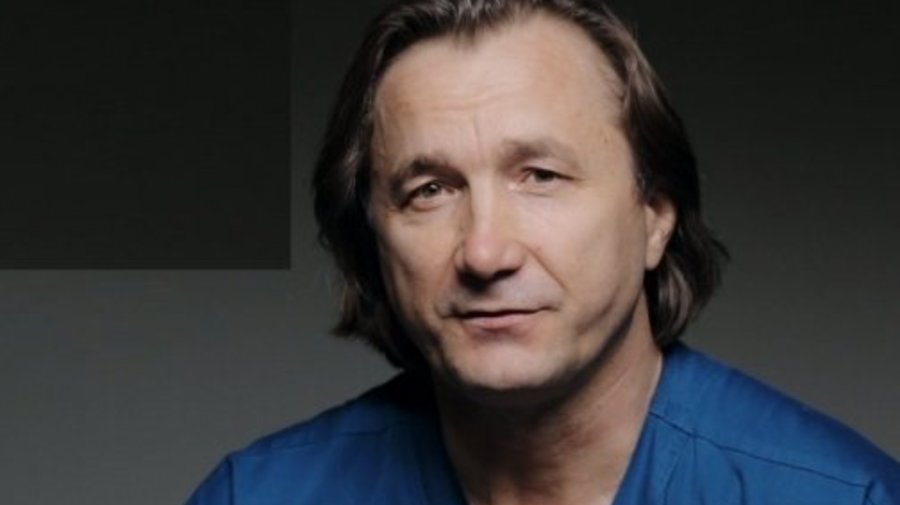 Петербургскому хирургу вручили премию за успешное удаление опухоли с 70 метастазами