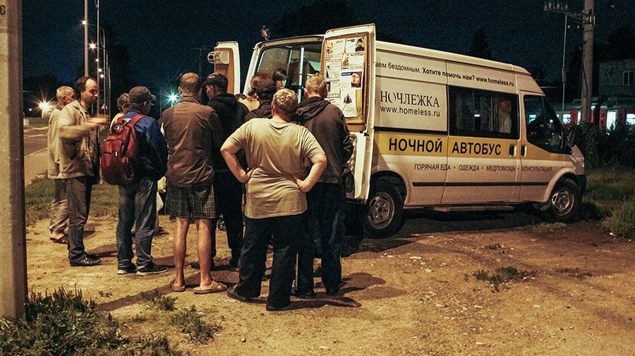 Неравнодушные горожане собрали деньги на новый «Ночной автобус» для «Ночлежки»