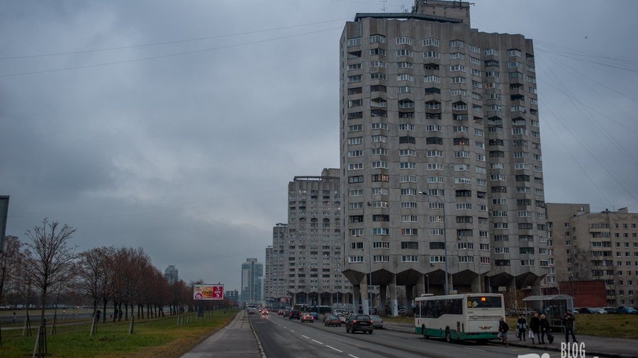 Дома «на курьих ножках»
