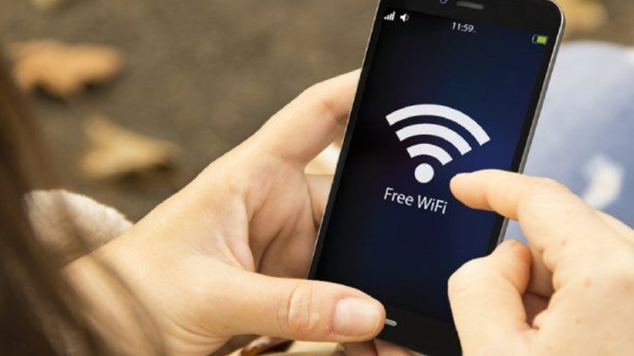 Весь Петербург хотят покрыть бесплатным Wi-Fi