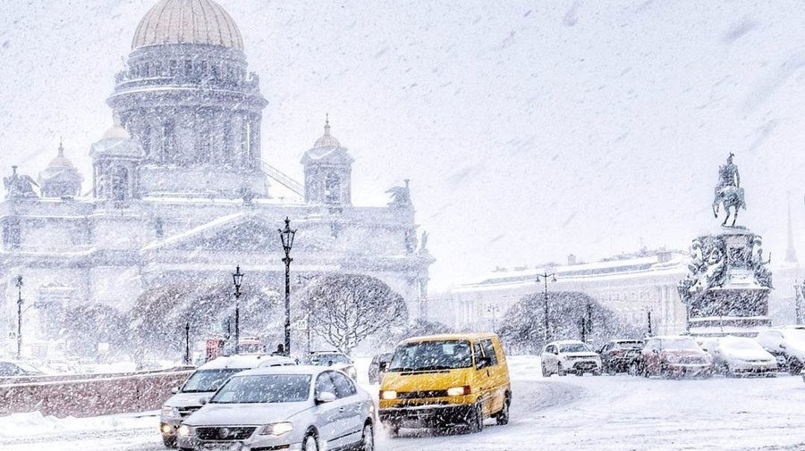 В предпоследние выходные года Петербург вновь утонет в снегу