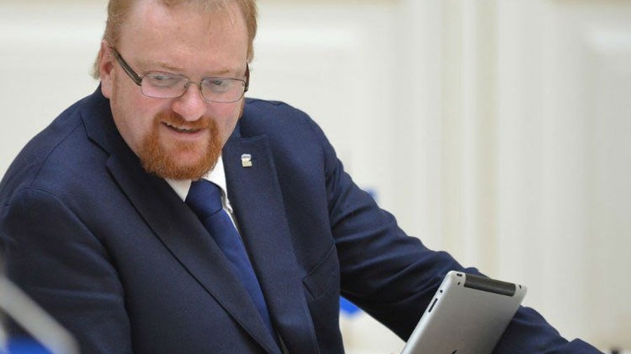 В России предлагают регистрироваться в соцсетях только по паспорту и с разрешения родителей