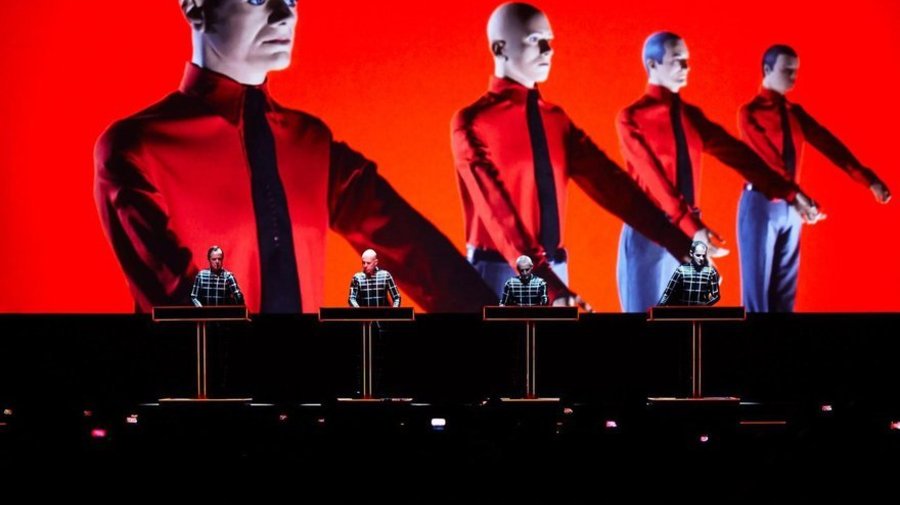 Концерт Kraftwerk с 3D-шоу