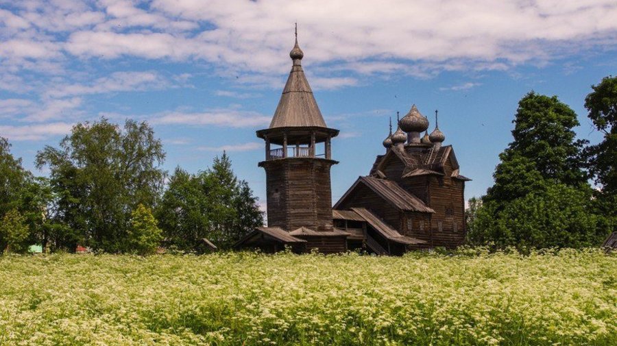 Деревянная церковь Дмитрия Мироточивого в Щелейки