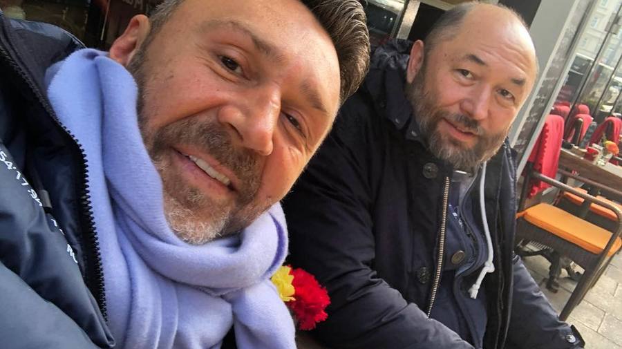 «Мутим кынцо»: Сергей Шнуров рассказал о совместном проекте с Тимуром Бекмамбетовым