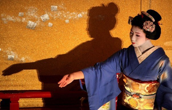 4. Выставка: «Преображение кимоно: искусство Итику Куботы»