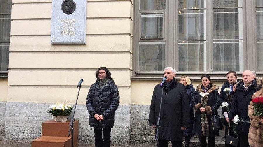 На улице Зодчего Росси открыли мемориальную доску балетмейстеру Мариусу Петипа
