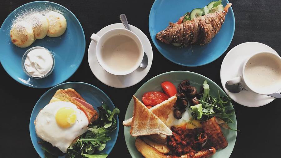Cake & Breakfast