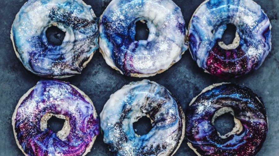 10 мест, где в Петербурге можно попробовать самые вкусные пончики и пышки