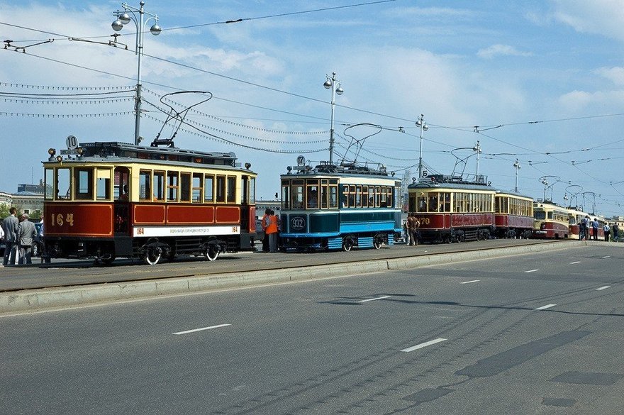 Парад ретро-трамваев в Петербурге