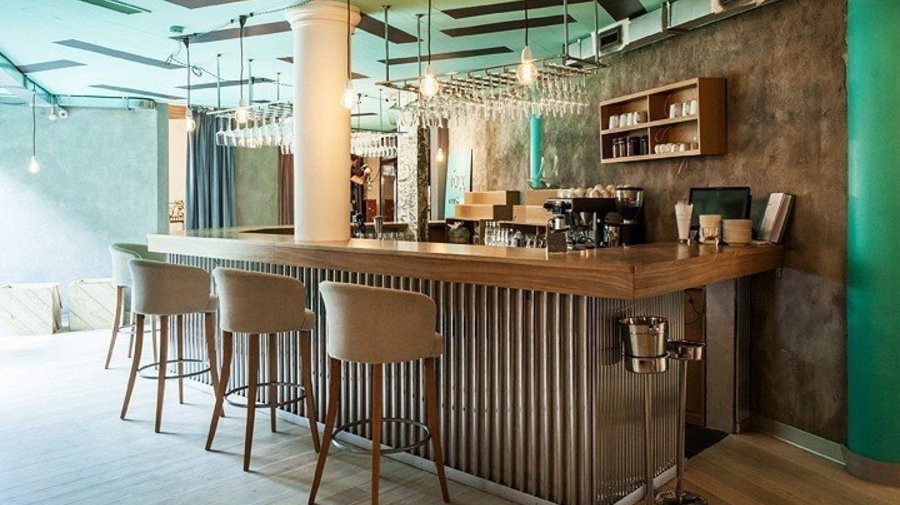 http://gorod.afisha.ru/eating/bed-wine-soul-city-golf-katok-led-nikolskaya-kempinski/