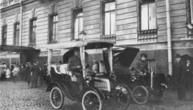 Надо знать: История такси в Санкт-Петербурге