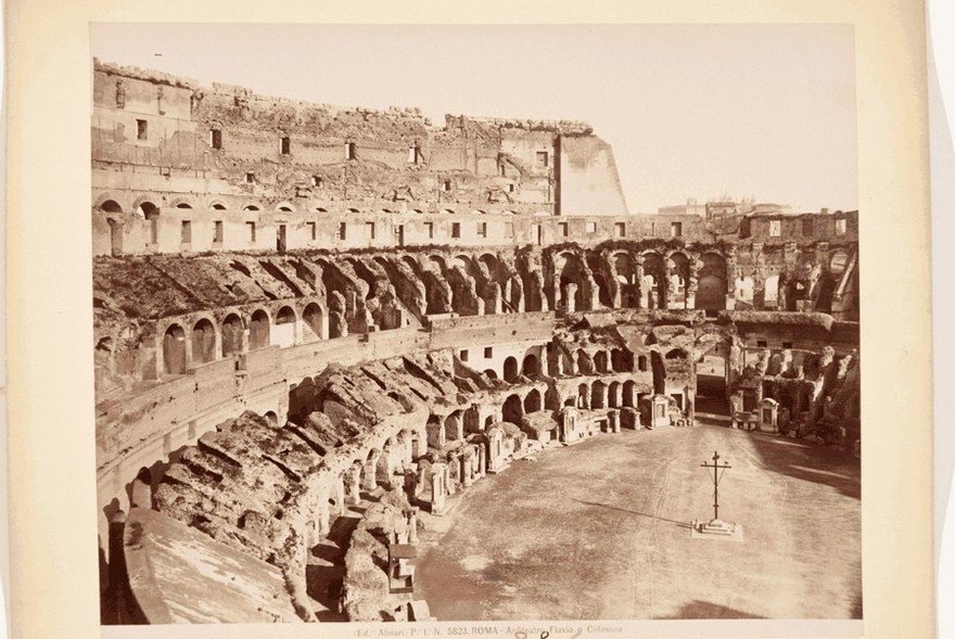 Выставка «Туристические фотографии итальянских фотографов XIX века»