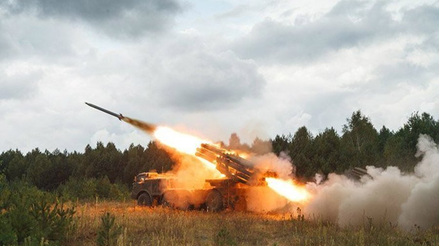 На Дворцовой площади выставят военную технику