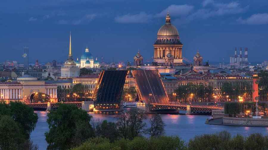В ночь на 13 июня мосты в Петербурге разводить не будут