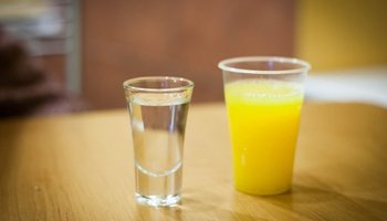 Лайфхак: как выпить на 100 рублей и не умереть