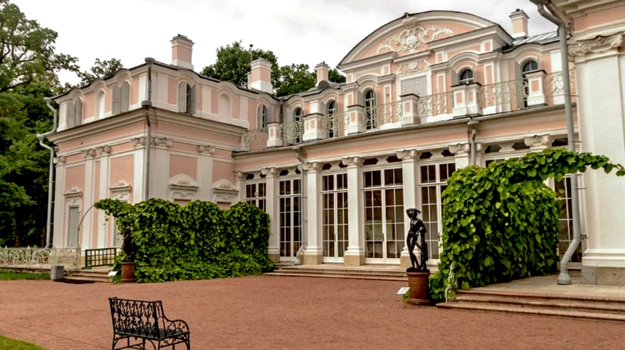Китайский дворец, Ораниенбаум
