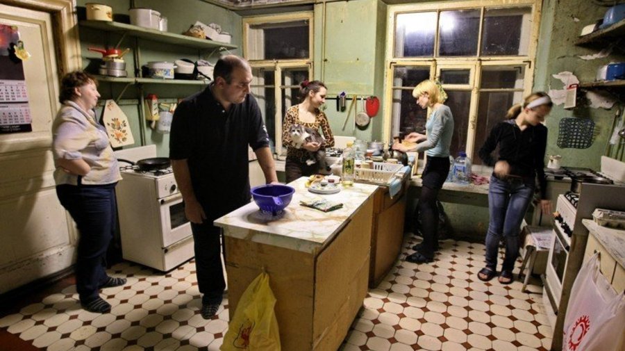 Петербургские коммуналки стали зоной для некурящих
