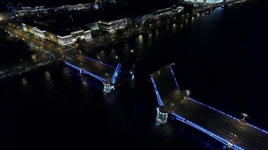 Шоу «Поющие мосты» завершится музыкой Андрея Петрова