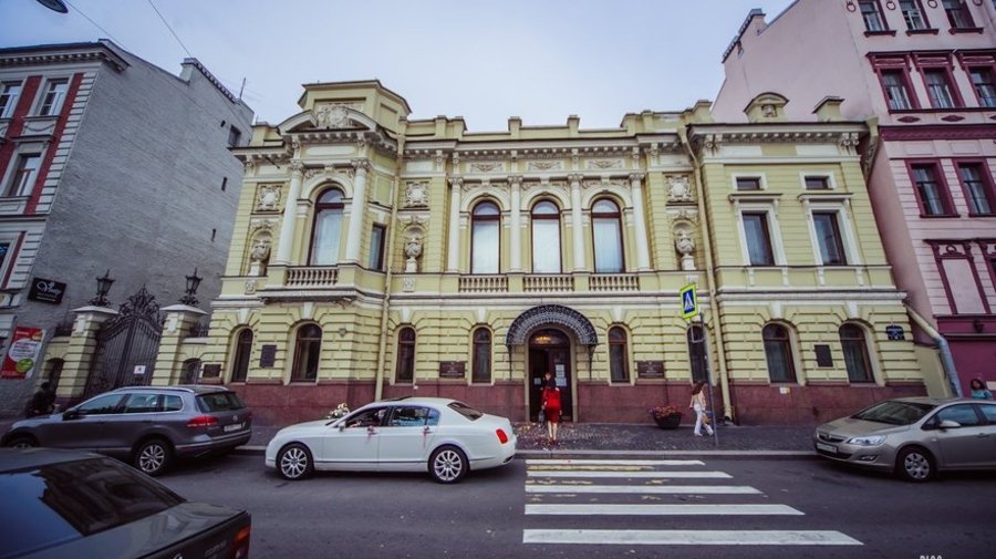 Дворец бракосочетания на Фурштатской