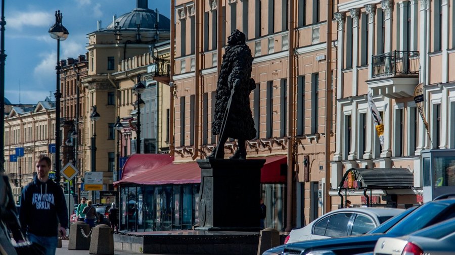 Памятник Доменико Трезини