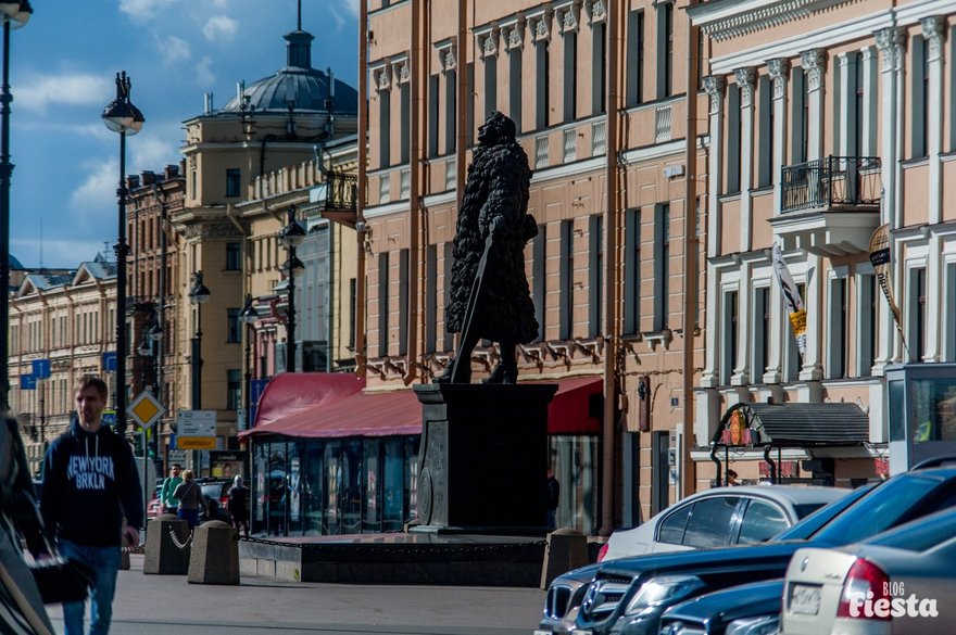 Памятник Доменико Трезини
