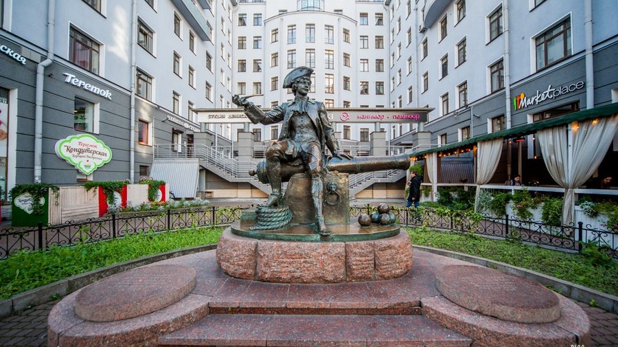 Памятник Василию Корчмину