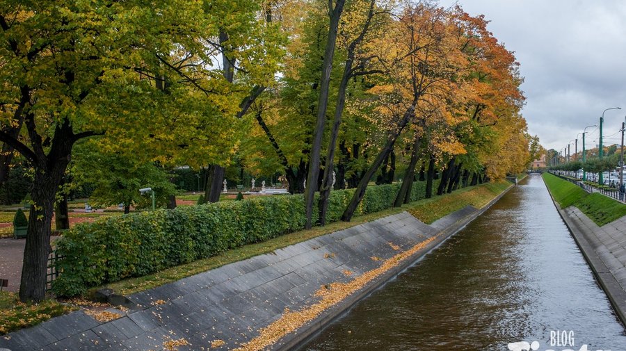 Штормовое предупреждение сняли в Петербурге