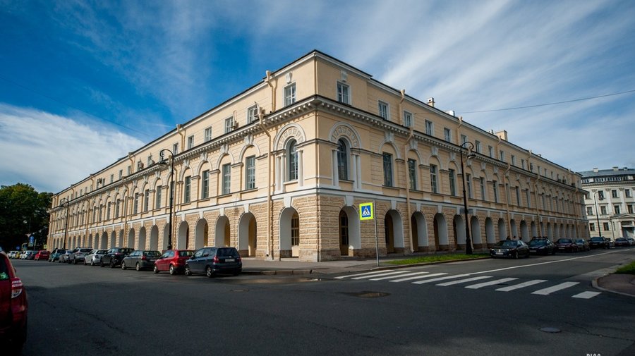 Новобиржевой Гостиный двор