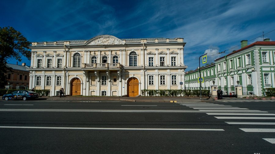 Манеж Кадетского корпуса