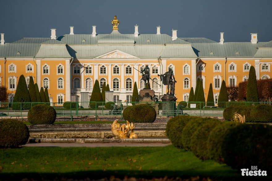 Осенний Петергоф Фото
