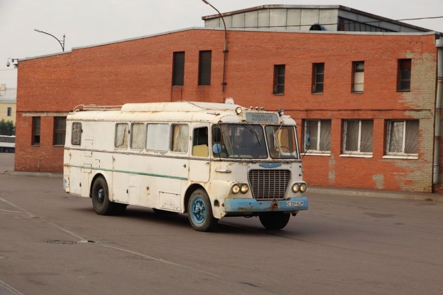 Один из восьми сохранившихся в мире автобусов Ikarus 630 теперь будет в Петербурге
