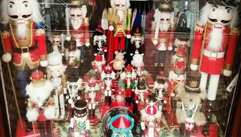 Где отыскать Щелкунчика в Петербурге 