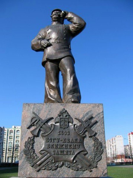 Прибрежная улица и Аллея славы пожарных